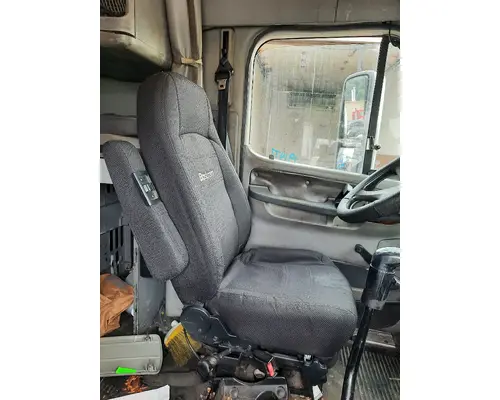 FREIGHTLINER CENTURY 120 SEAT, FRONT
