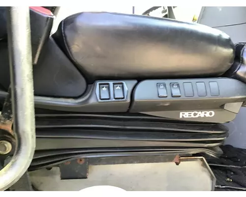 FREIGHTLINER CENTURY 120 SEAT, FRONT