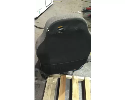 FREIGHTLINER CENTURY 120 SEAT, FRONT