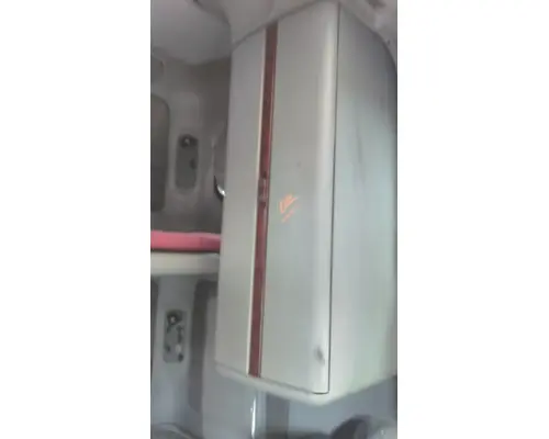 FREIGHTLINER CENTURY 120 SLEEPER CLOSET
