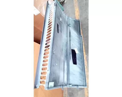 FREIGHTLINER CENTURY 120 Side Fairing