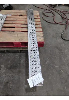 FREIGHTLINER CENTURY 120 TANK STEP