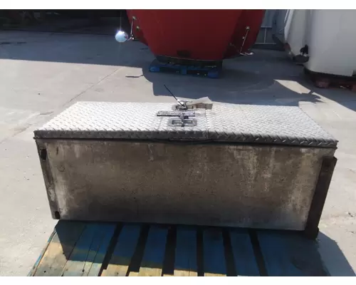 FREIGHTLINER CENTURY 120 TOOL BOX