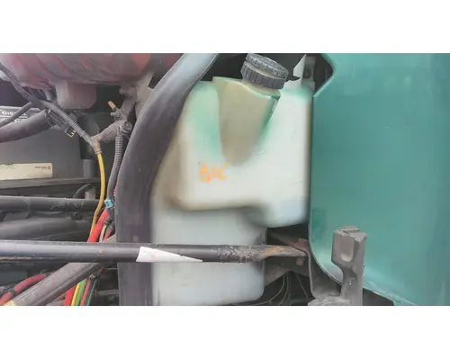 FREIGHTLINER CENTURY 120 WINDSHIELD WASHER RESERVOIR
