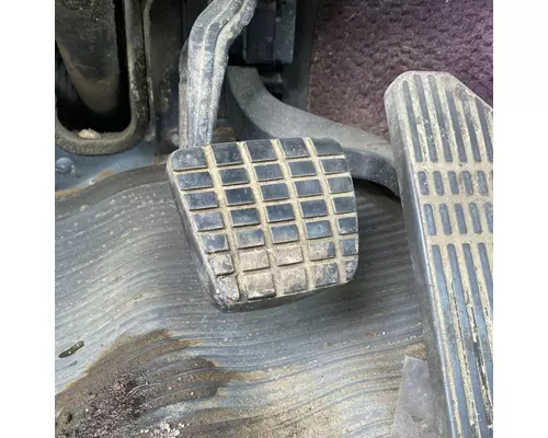 FREIGHTLINER CENTURY CLASS 112 BrakeClutch Pedal Box