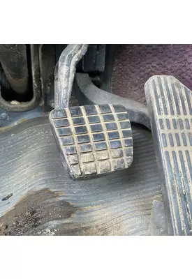 FREIGHTLINER CENTURY CLASS 112 Brake/Clutch Pedal Box