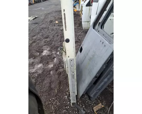 FREIGHTLINER CENTURY CLASS 112 Door Assembly, Front