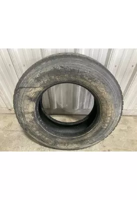 FREIGHTLINER CENTURY CLASS 112 Tires