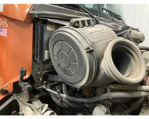 FREIGHTLINER CENTURY CLASS 120 Air Cleaner