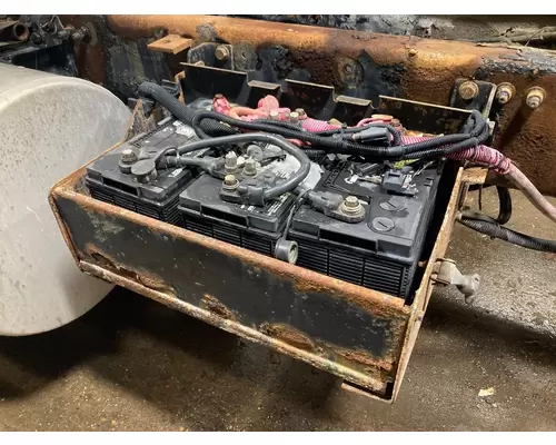 FREIGHTLINER CENTURY CLASS 120 Battery Box