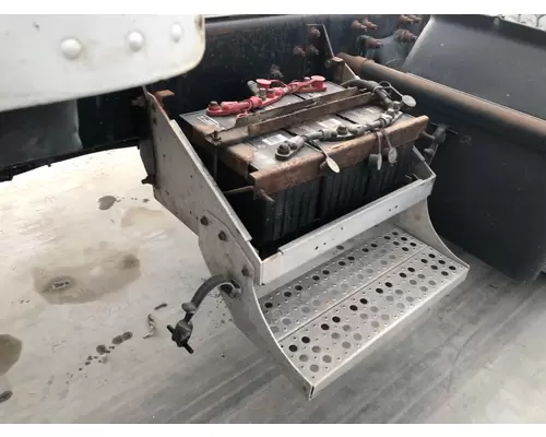 FREIGHTLINER CENTURY CLASS 120 Battery Box