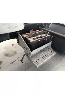 FREIGHTLINER CENTURY CLASS 120 Battery Box