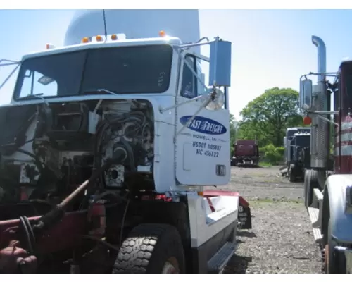 FREIGHTLINER CENTURY CLASS 120 Cab (Shell)