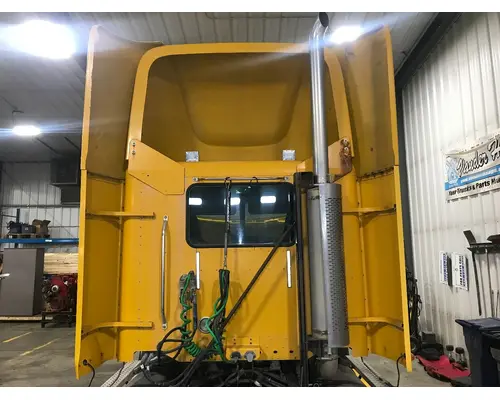 FREIGHTLINER CENTURY CLASS 120 Cab Assembly
