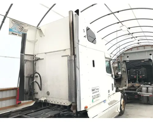 FREIGHTLINER CENTURY CLASS 120 Cab Assembly