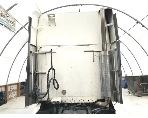 FREIGHTLINER CENTURY CLASS 120 Cab Assembly