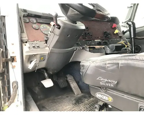 FREIGHTLINER CENTURY CLASS 120 Cab Assembly