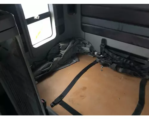 FREIGHTLINER CENTURY CLASS 120 Cab Assembly