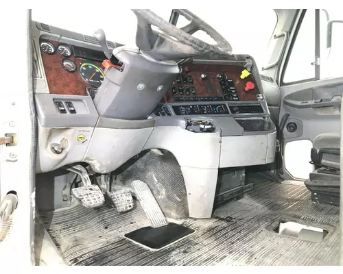 FREIGHTLINER CENTURY CLASS 120 Cab Assembly