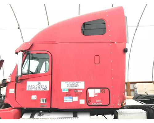 FREIGHTLINER CENTURY CLASS 120 Cab Assembly