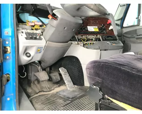 FREIGHTLINER CENTURY CLASS 120 Cab Assembly