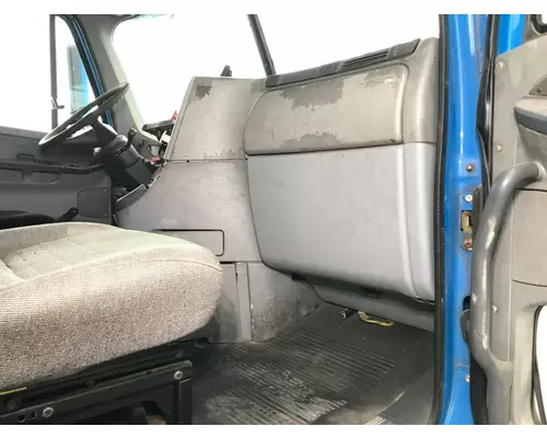 FREIGHTLINER CENTURY CLASS 120 Cab Assembly