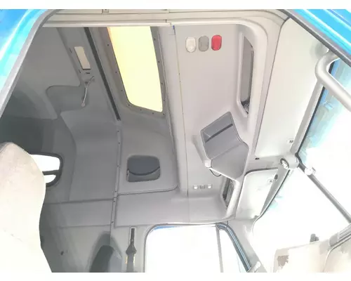 FREIGHTLINER CENTURY CLASS 120 Cab Assembly