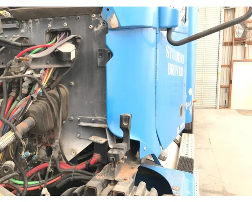 FREIGHTLINER CENTURY CLASS 120 Cab Assembly