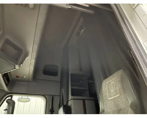 FREIGHTLINER CENTURY CLASS 120 Cab Assembly