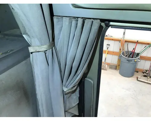 FREIGHTLINER CENTURY CLASS 120 Cab Misc. Interior Parts