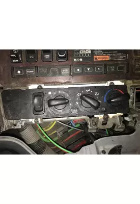 FREIGHTLINER CENTURY CLASS 120 Cab Misc. Interior Parts