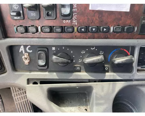 FREIGHTLINER CENTURY CLASS 120 Cab Misc. Interior Parts