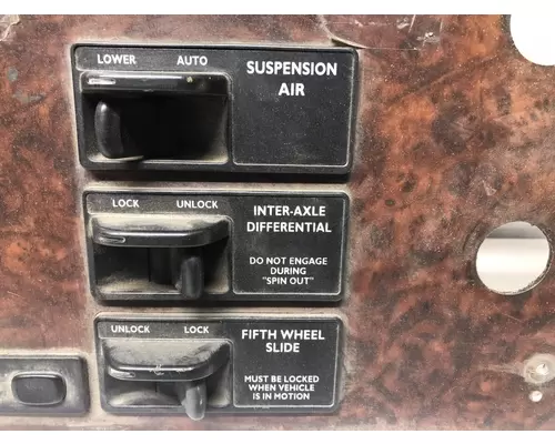 FREIGHTLINER CENTURY CLASS 120 Dash Assembly