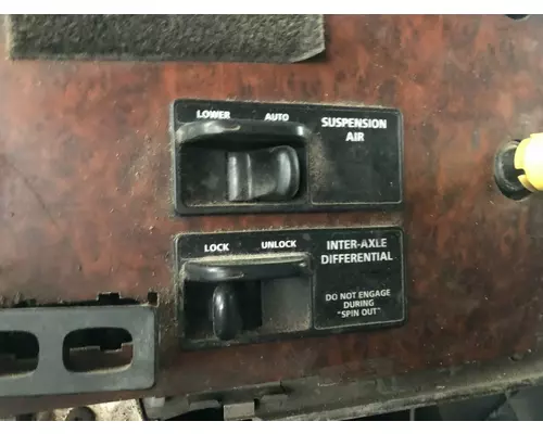 FREIGHTLINER CENTURY CLASS 120 Dash Assembly