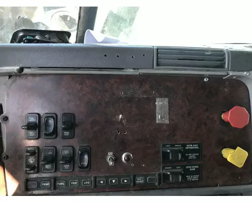 FREIGHTLINER CENTURY CLASS 120 Dash Assembly