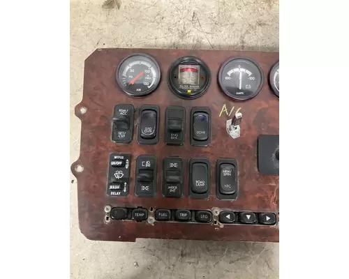 FREIGHTLINER CENTURY CLASS 120 Dash Panel