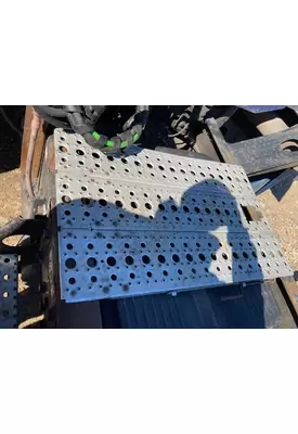 FREIGHTLINER CENTURY CLASS 120 Deckplate