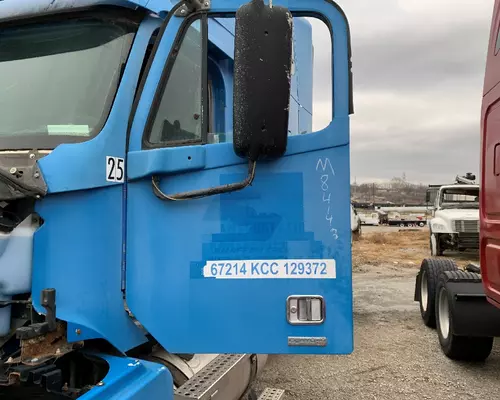 FREIGHTLINER CENTURY CLASS 120 Door Assembly, Front