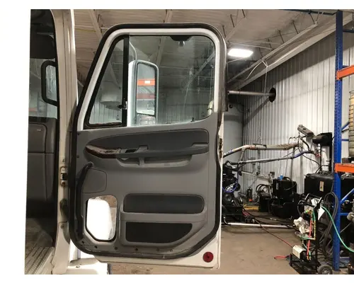 FREIGHTLINER CENTURY CLASS 120 Door Assembly, Front