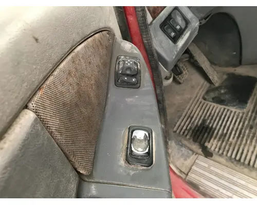 FREIGHTLINER CENTURY CLASS 120 Door Assembly, Front