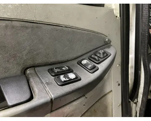 FREIGHTLINER CENTURY CLASS 120 Door Assembly, Front