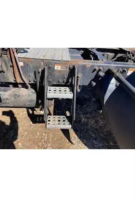 FREIGHTLINER CENTURY CLASS 120 Engine Brackets, Misc.