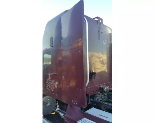 FREIGHTLINER CENTURY CLASS 120 Fairing Extension (Behind Cab, LOWER)