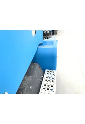 FREIGHTLINER CENTURY CLASS 120 Fender