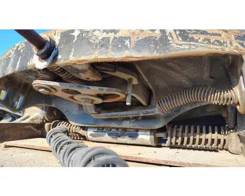 FREIGHTLINER CENTURY CLASS 120 Fifth Wheel