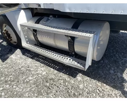 FREIGHTLINER CENTURY CLASS 120 Fuel Tank