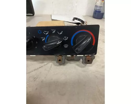 FREIGHTLINER CENTURY CLASS 120 HeaterAir Cond Parts, Misc