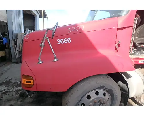 FREIGHTLINER CENTURY CLASS 120 Hood