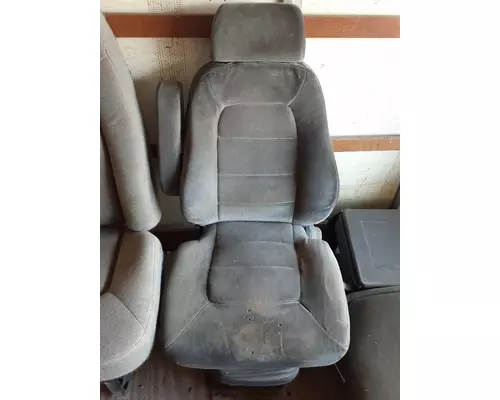 FREIGHTLINER CENTURY CLASS 120 Seat, Front