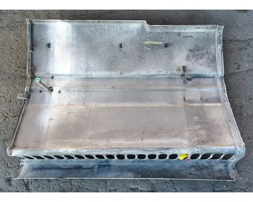 FREIGHTLINER CENTURY CLASS 120 Side Fairing